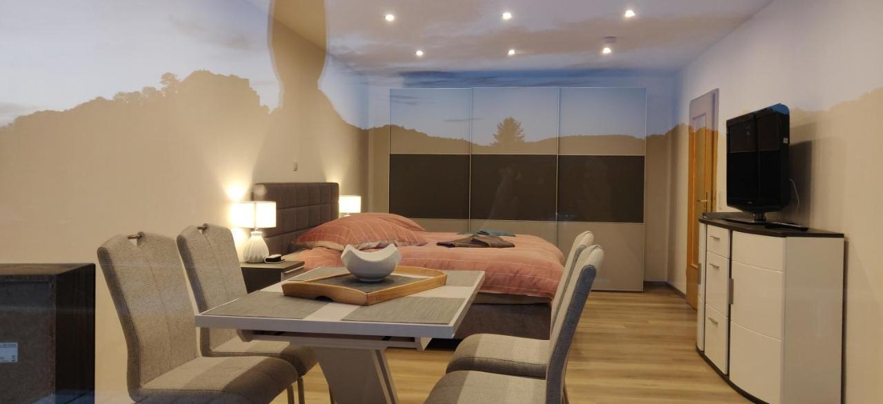 Appartement Schoenblick Stadtteil Bad Muenster Am Stein Ebernburg 巴特克罗伊茨纳赫 外观 照片